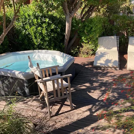 A 300 Mt Dalla Via Libeccio N 67 Nyaraló *