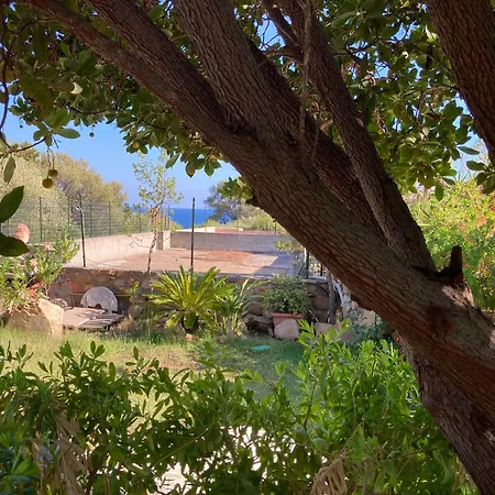 A 300 Mt Dalla Via Libeccio N 67 * Villasimius