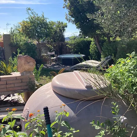 A 300 Mt Dalla Via Libeccio N 67 Nyaraló *