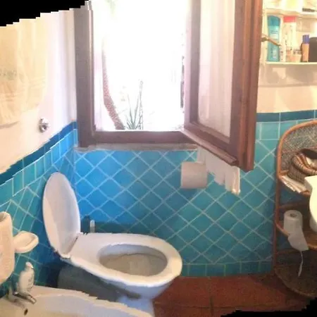 A 300 Mt Dalla Via Libeccio N 67 度假居 *